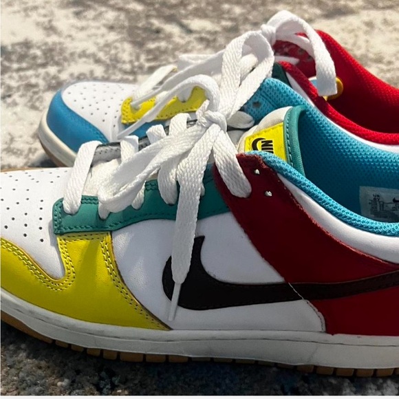 2021 Dunk Low SE GS 'Free.99 - White' - Picture 4 of 5